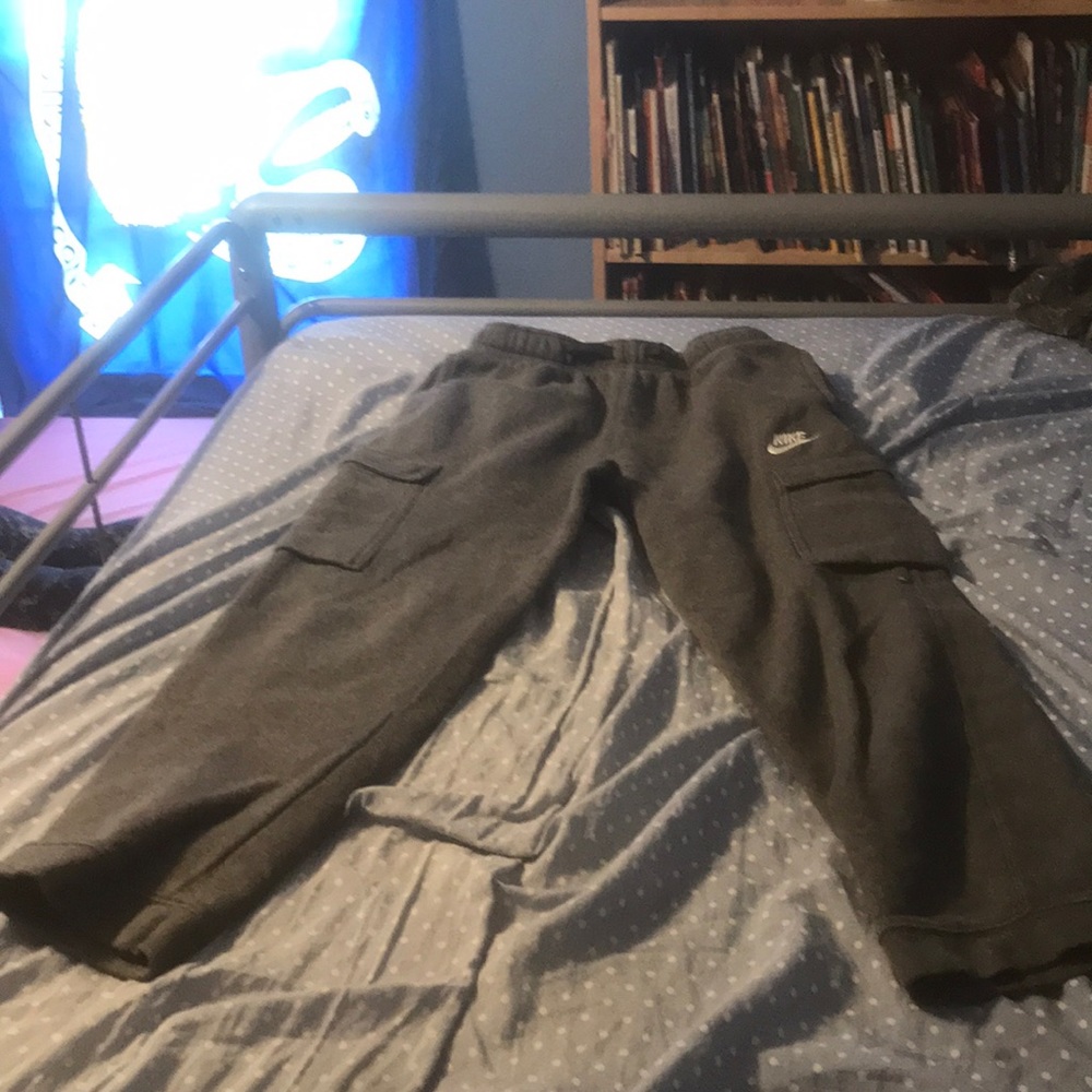 Sweat pants